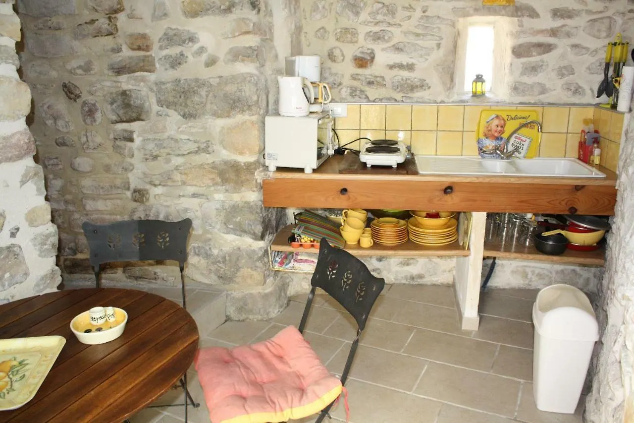 Guest house Gite Jaune Ardeche L'Avventura Grospierres France